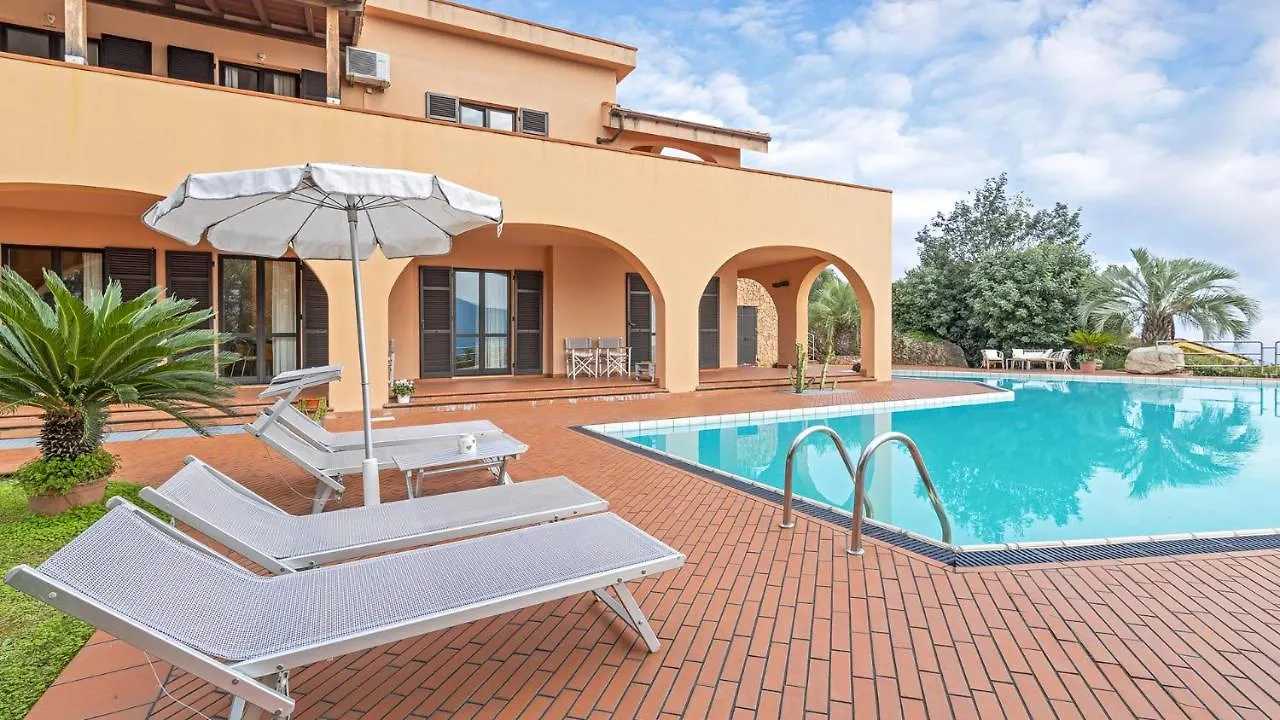 Villa Elda 6, Emma Villas Лоано