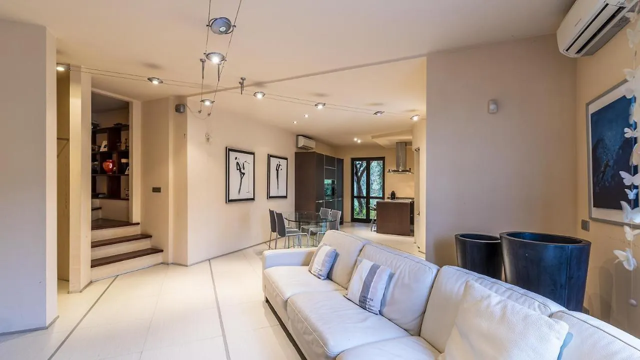 Villa Elda 6, Emma Villas Лоано